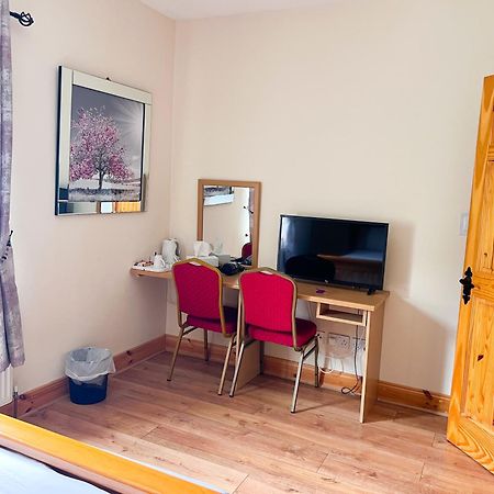Kilcar Lodge Экстерьер фото
