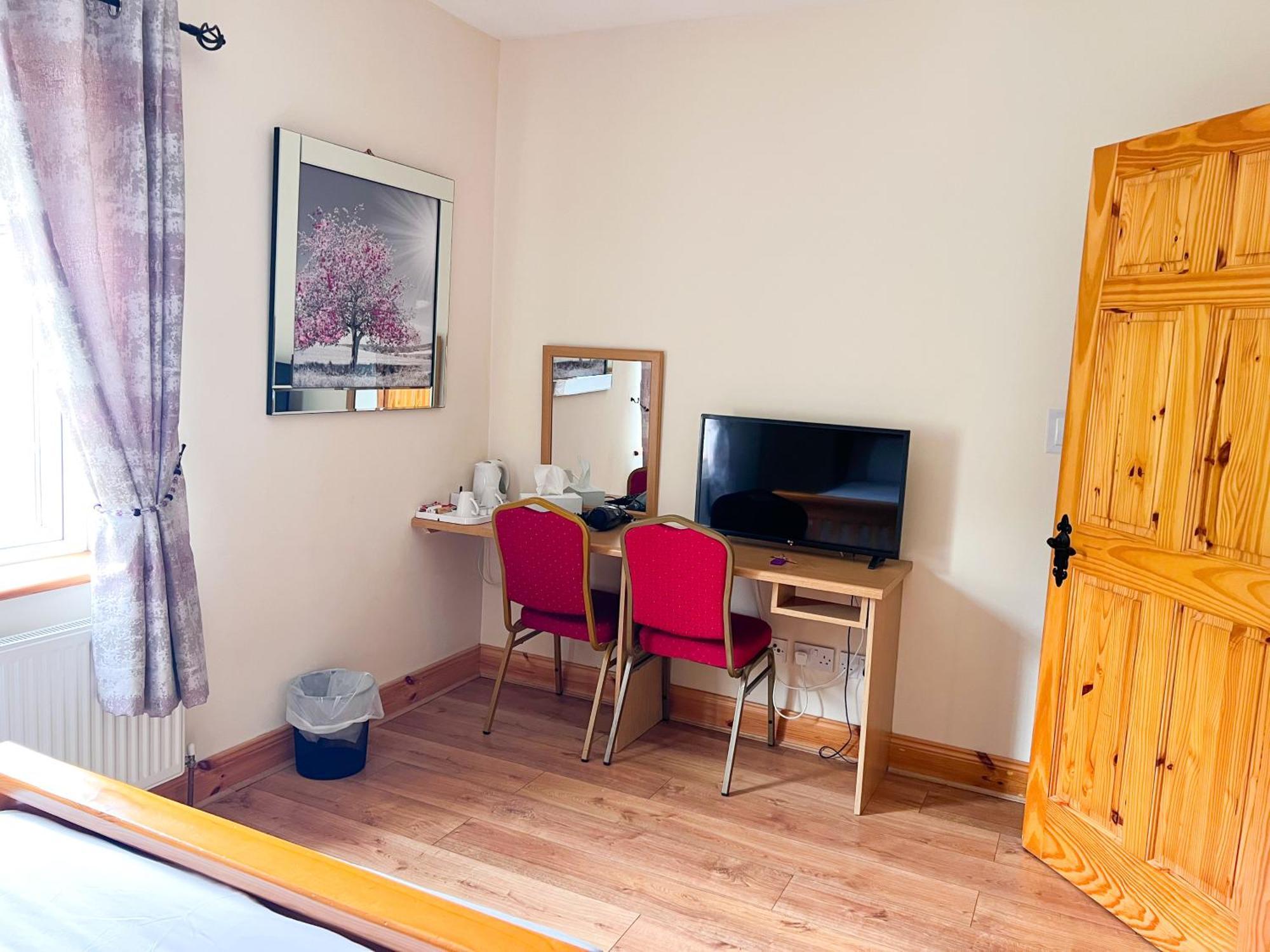 Kilcar Lodge Экстерьер фото