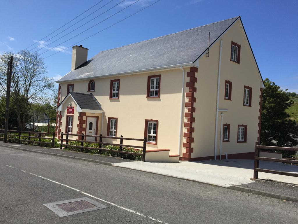 Kilcar Lodge Экстерьер фото