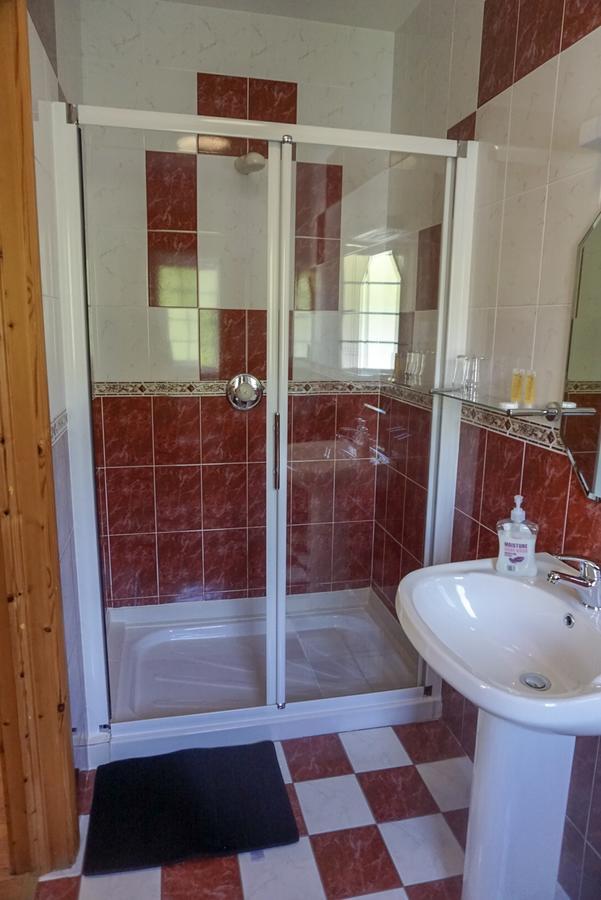 Kilcar Lodge Экстерьер фото